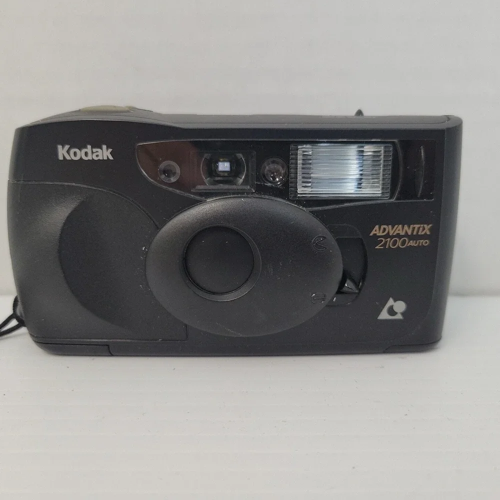 Kodak Advantix 2100 Auto APS Point Film Camera Vintage
